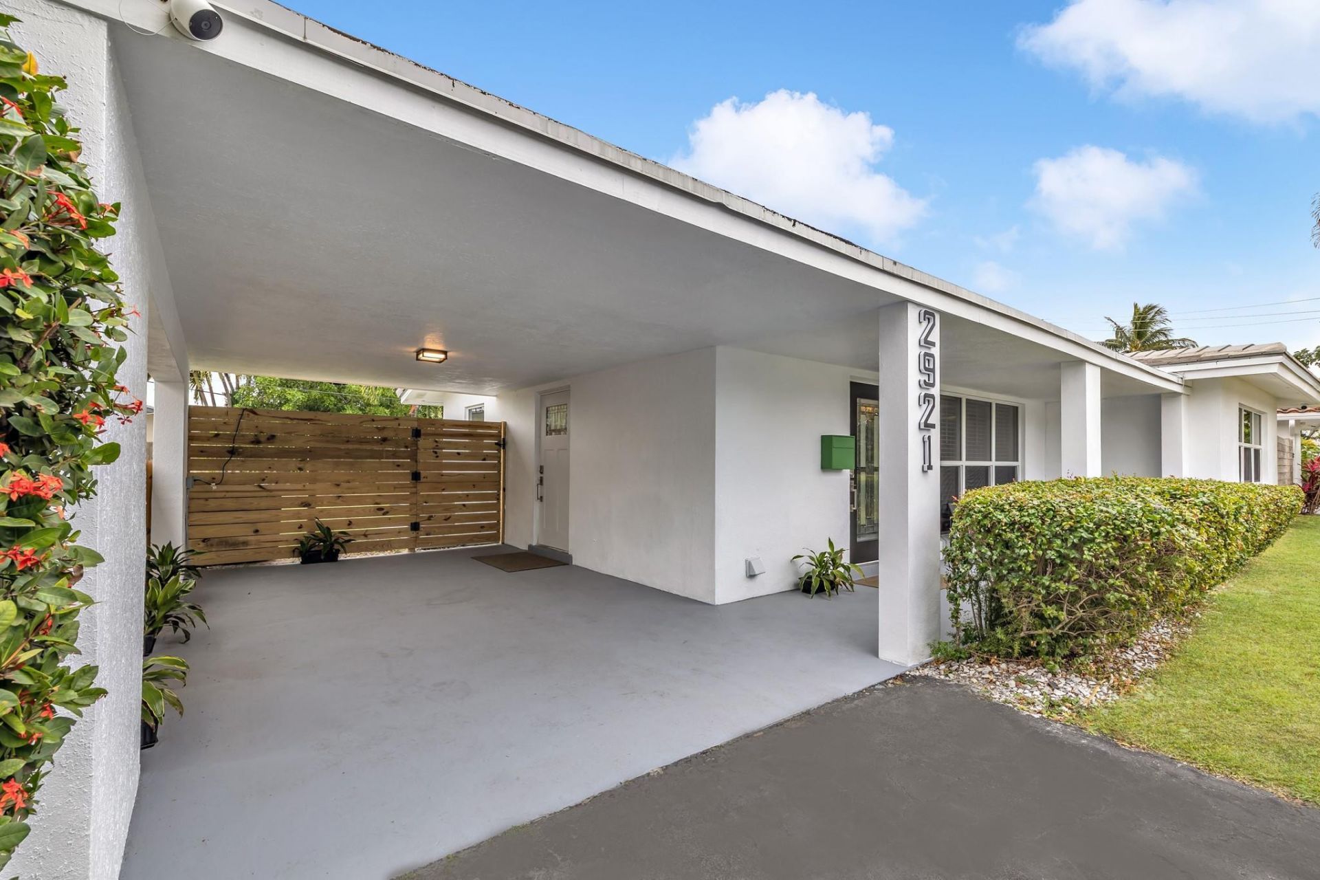 2921 NE 53rd St, Lighthouse Point, FL 33064 Photo