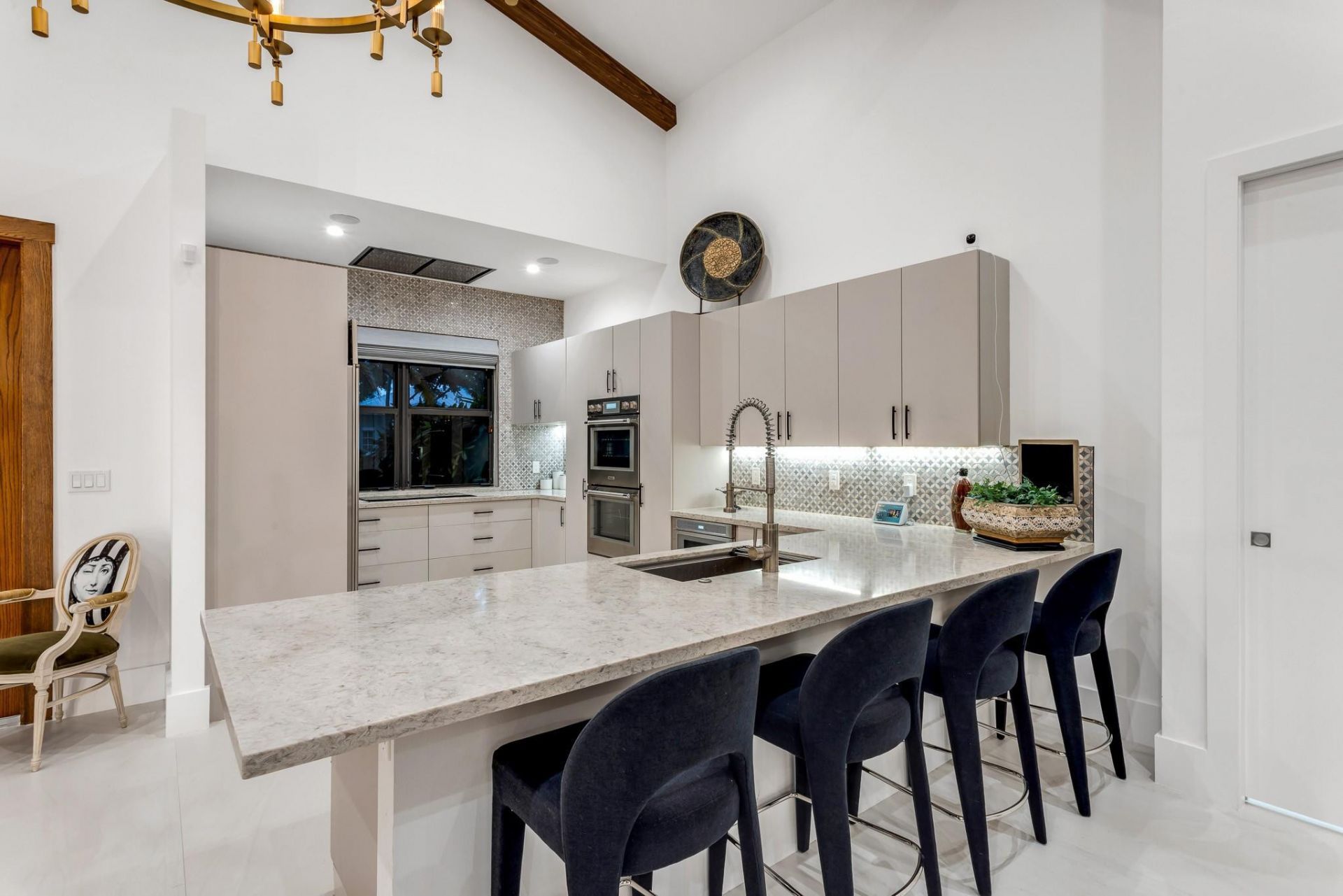 539 NE 10th Avenue, Fort Lauderdale, FL 33301 Photo