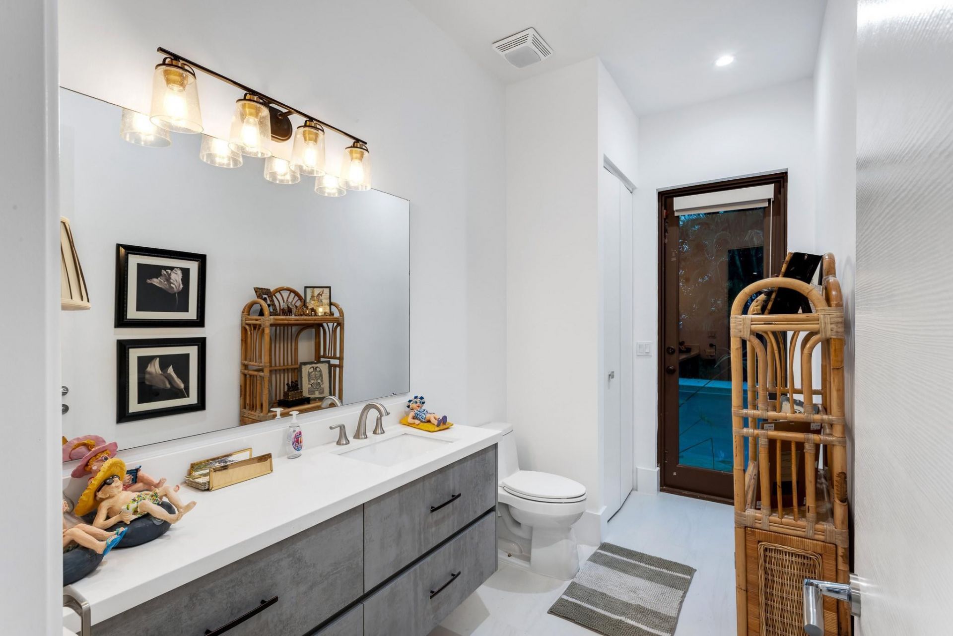 539 NE 10th Avenue, Fort Lauderdale, FL 33301 Photo