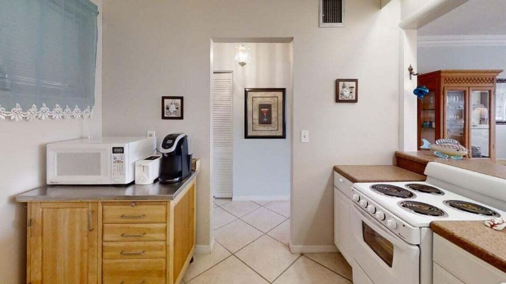 2616 Garden Drive N, Unit 209, Lake Worth, FL 33461 Photo