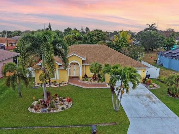 3941 SW Kabane Street, Port Saint Lucie, FL 34953