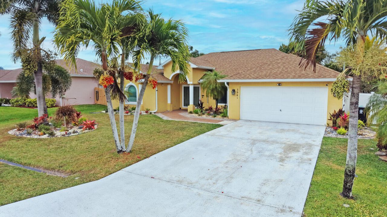3941 SW Kabane Street, Port Saint Lucie, FL 34953 Photo