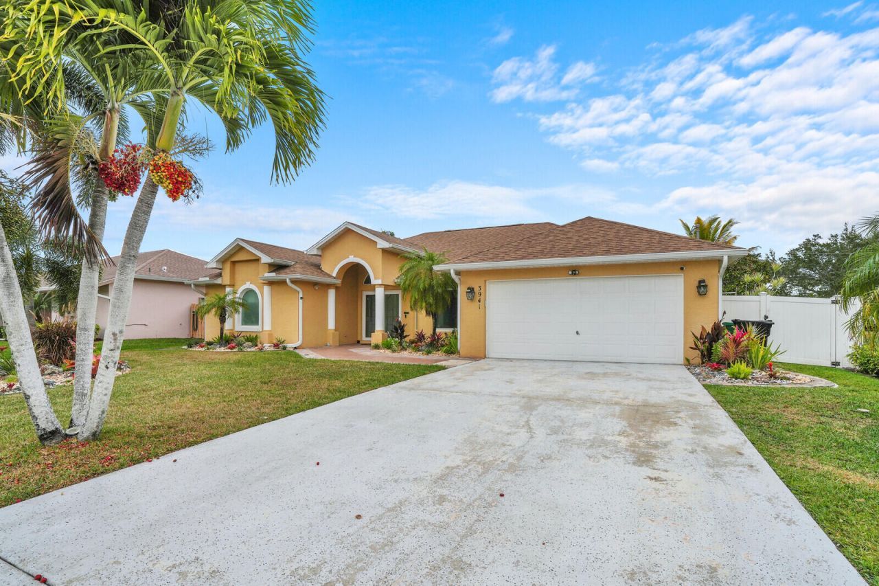 3941 SW Kabane Street, Port Saint Lucie, FL 34953 Photo