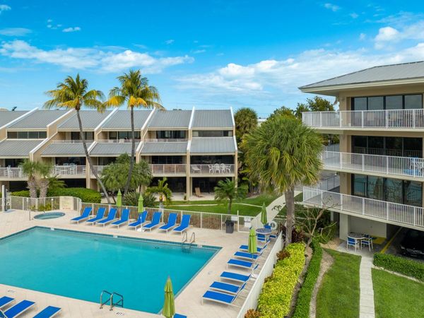 1133 W Ocean Drive, Unit 10, KEY COLONY, FL 33051
