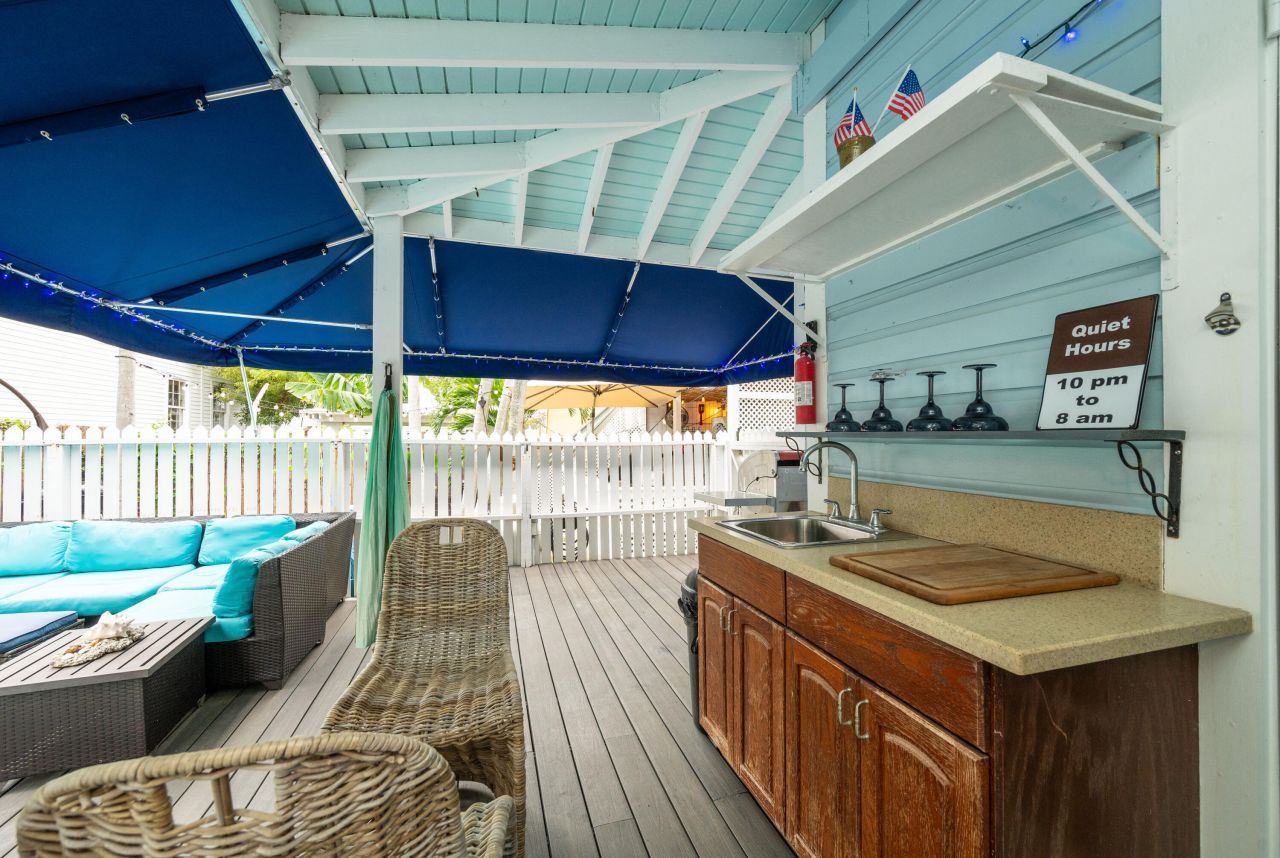 906 Truman Avenue, Unit 2, Key West, FL 33040 Photo