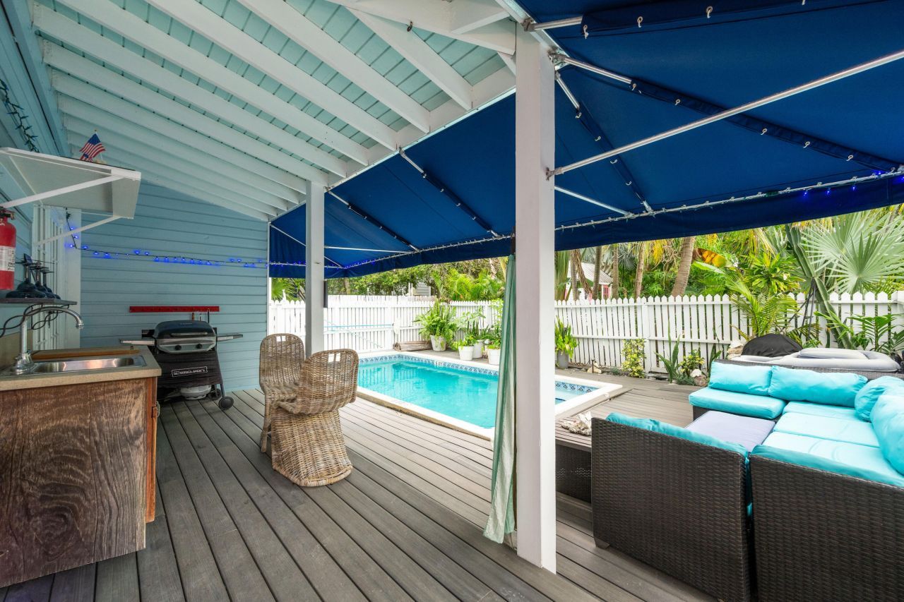 906 Truman Avenue, Unit 2, Key West, FL 33040 Photo