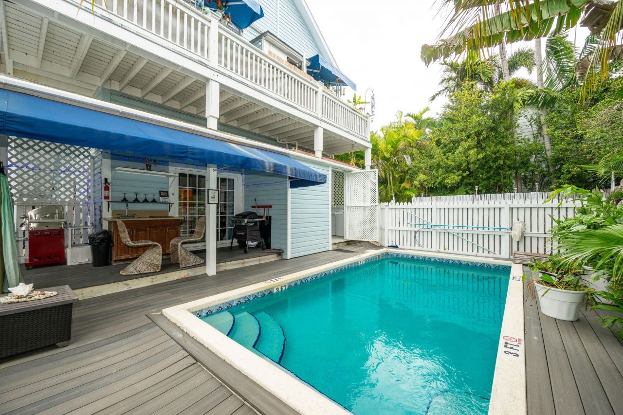 906 Truman Avenue, Unit 2, Key West, FL 33040 Photo