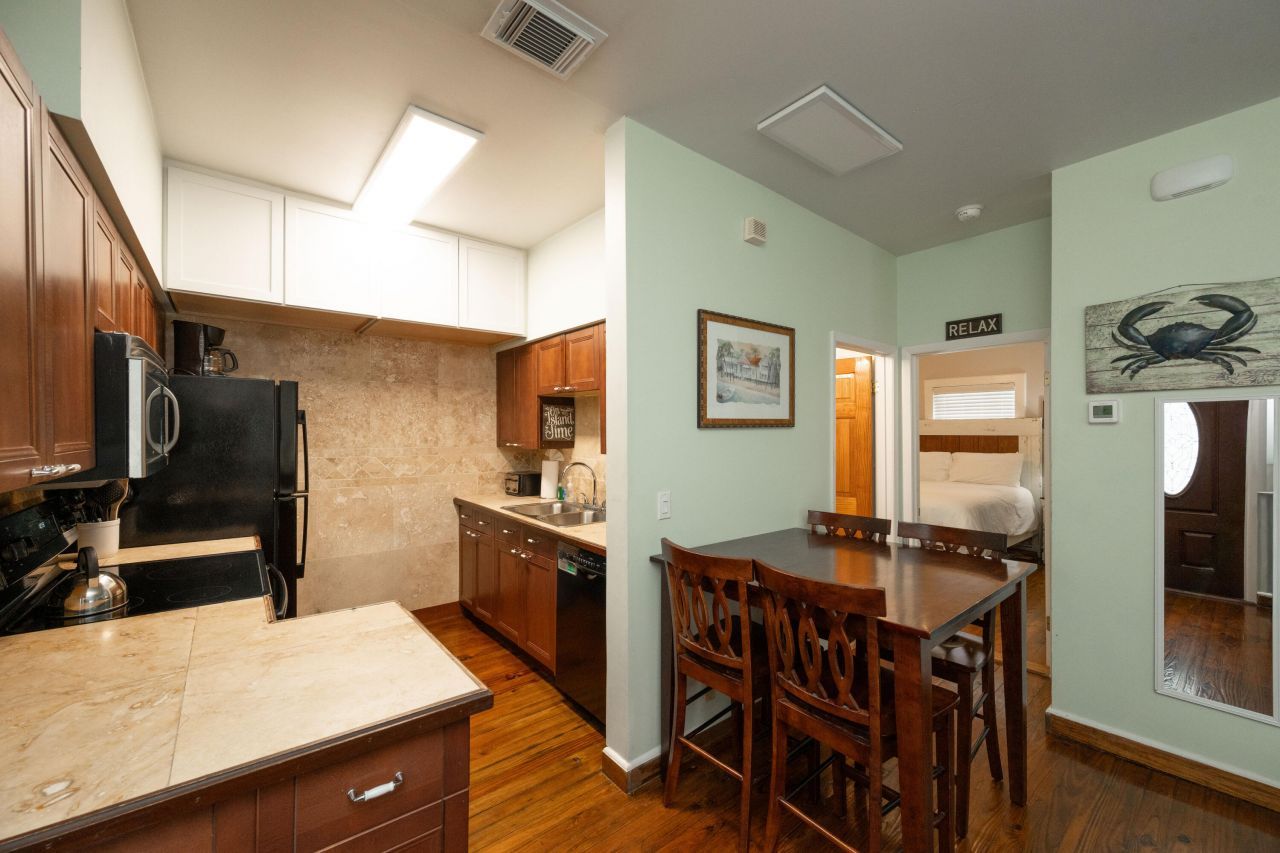 906 Truman Avenue, Unit 2, Key West, FL 33040 Photo