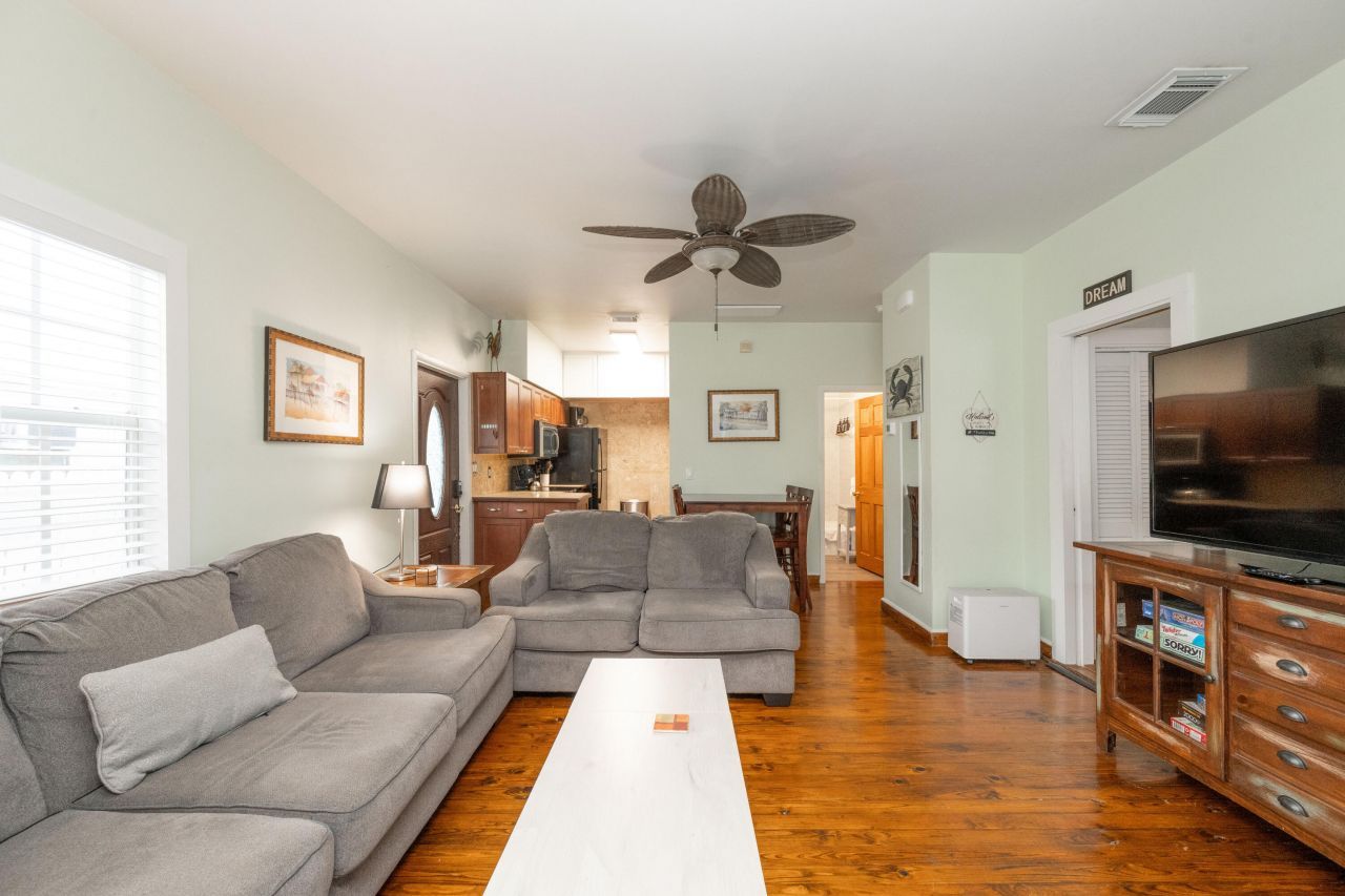 906 Truman Avenue, Unit 2, Key West, FL 33040 Photo