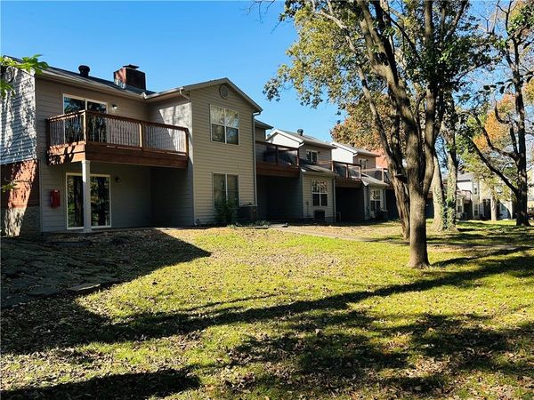 2072 N Kantz Lane, Fayetteville, AR 72703