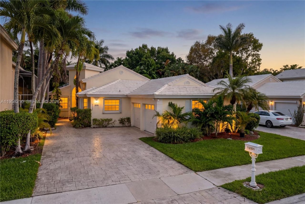 Grand Palms Resort, FL Real Estate Between $600,000 - $700,000