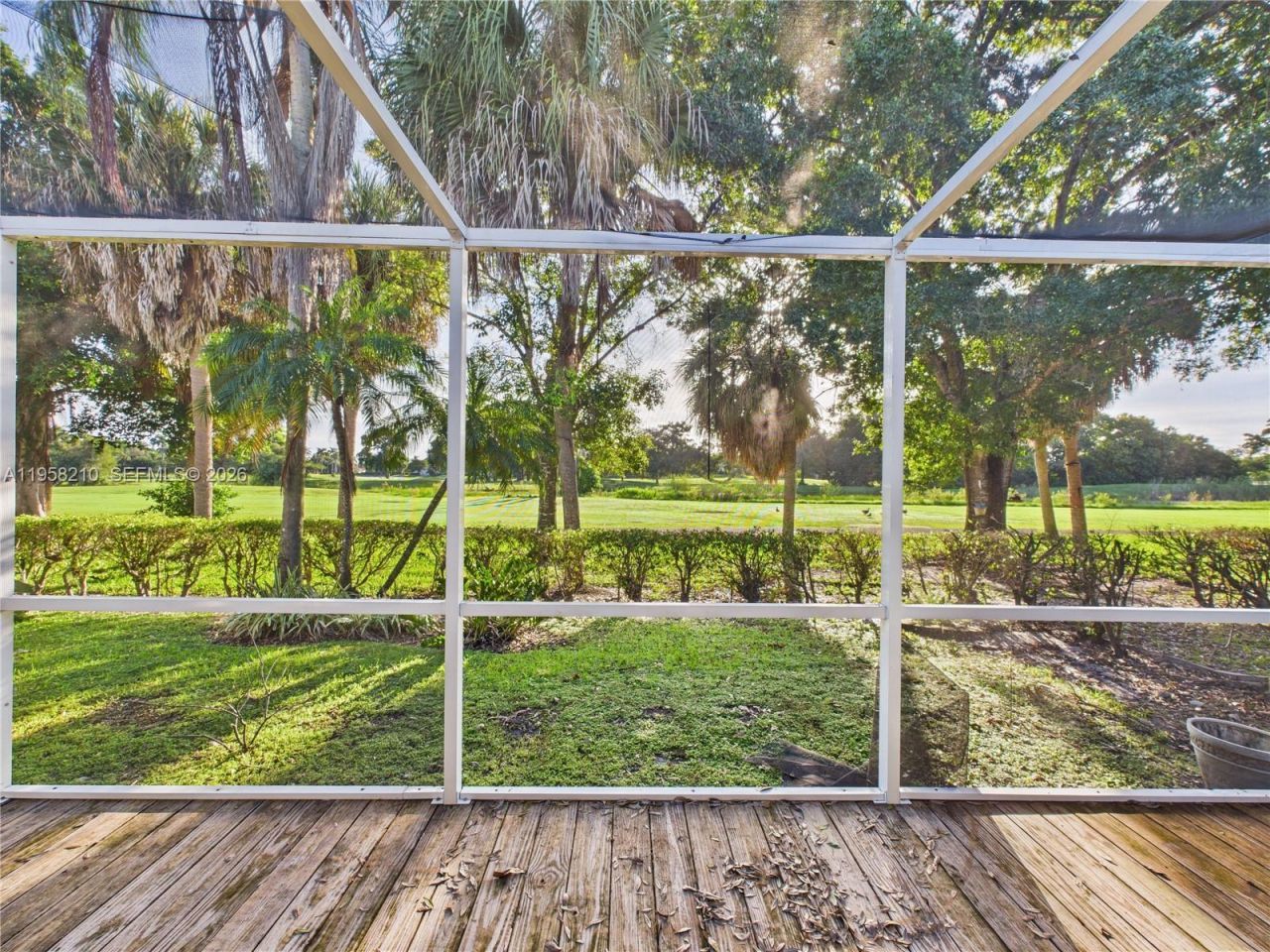 1251 E Wilshire Cir E, Pembroke Pines, FL 33027 Photo