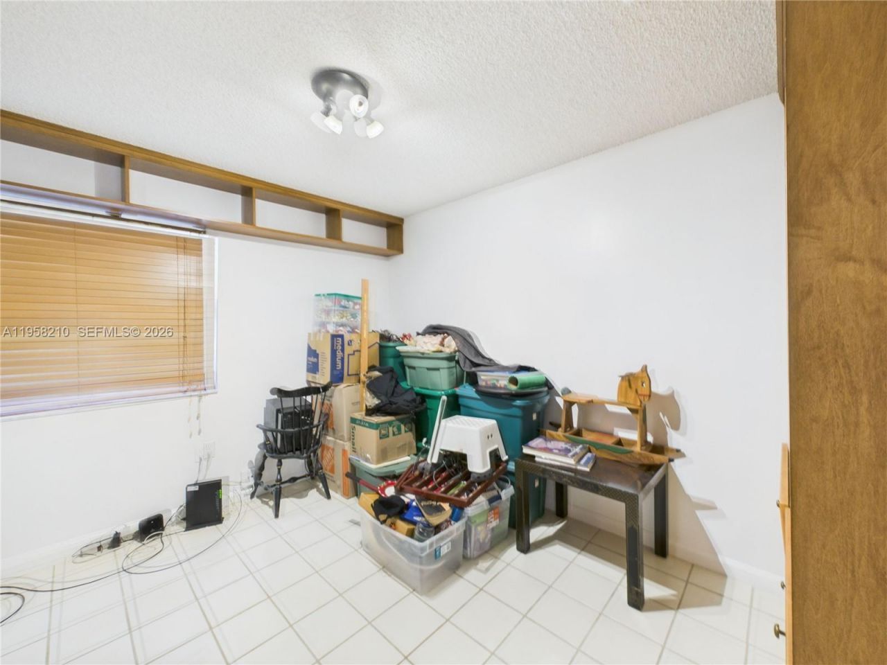 1251 E Wilshire Cir E, Pembroke Pines, FL 33027 Photo