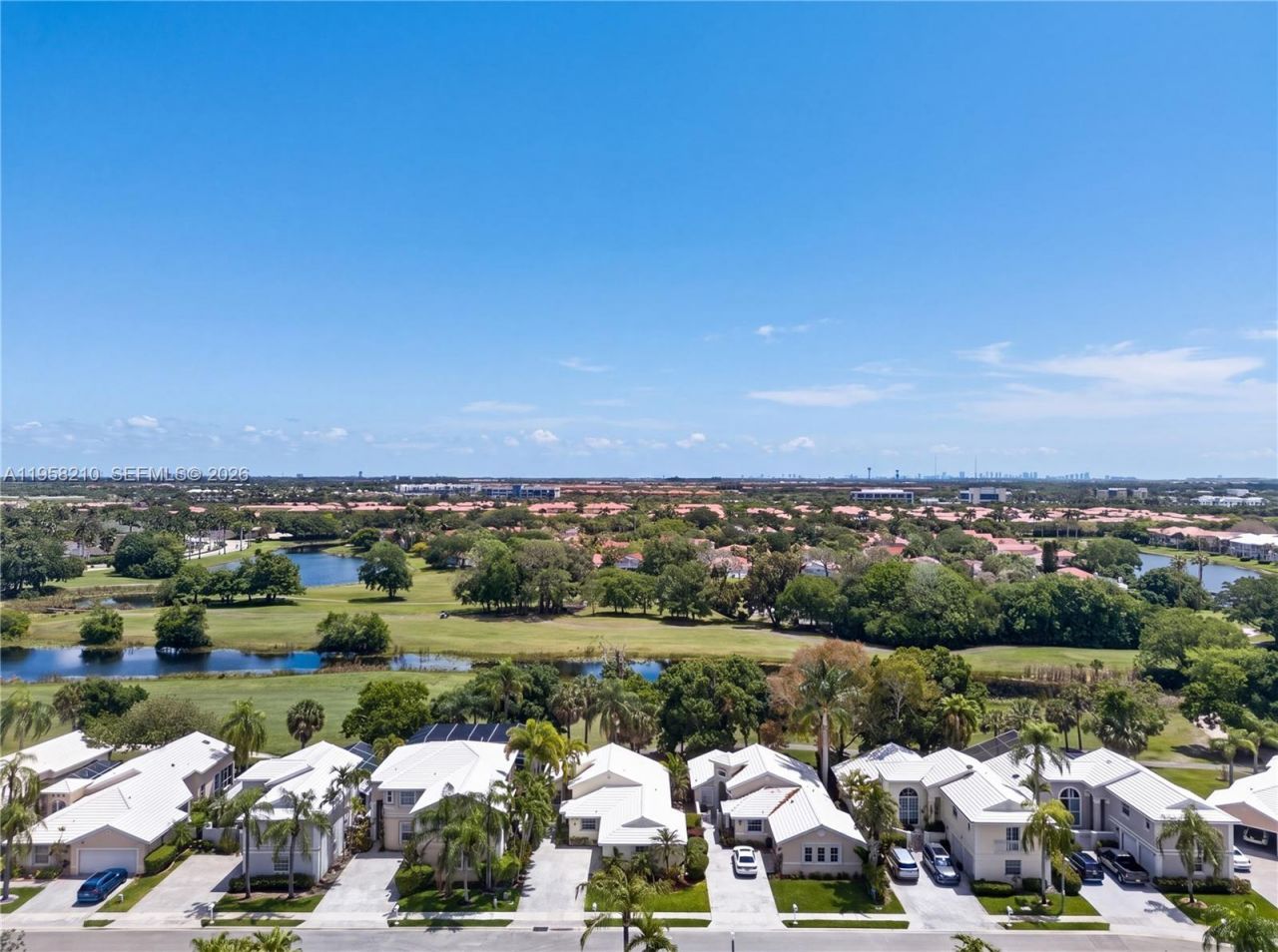 1251 E Wilshire Cir E, Pembroke Pines, FL 33027 Photo