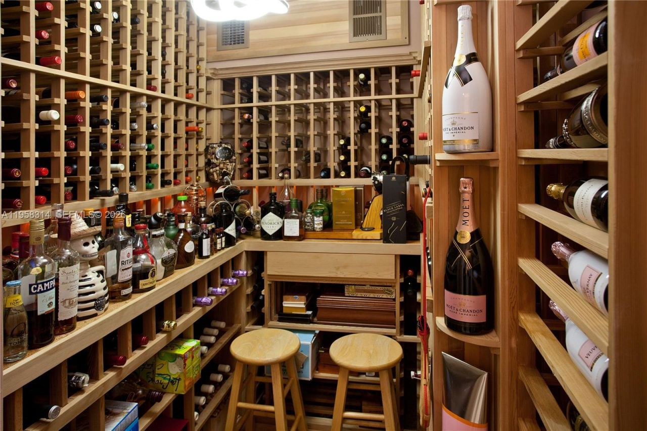 165 Paloma Dr, Coral Gables, FL 33143 Photo