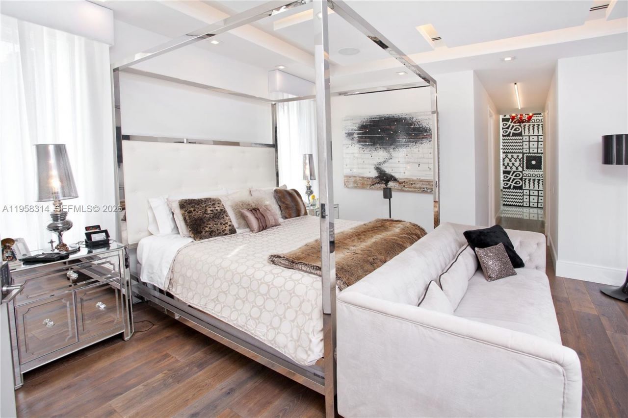 165 Paloma Dr, Coral Gables, FL 33143 Photo