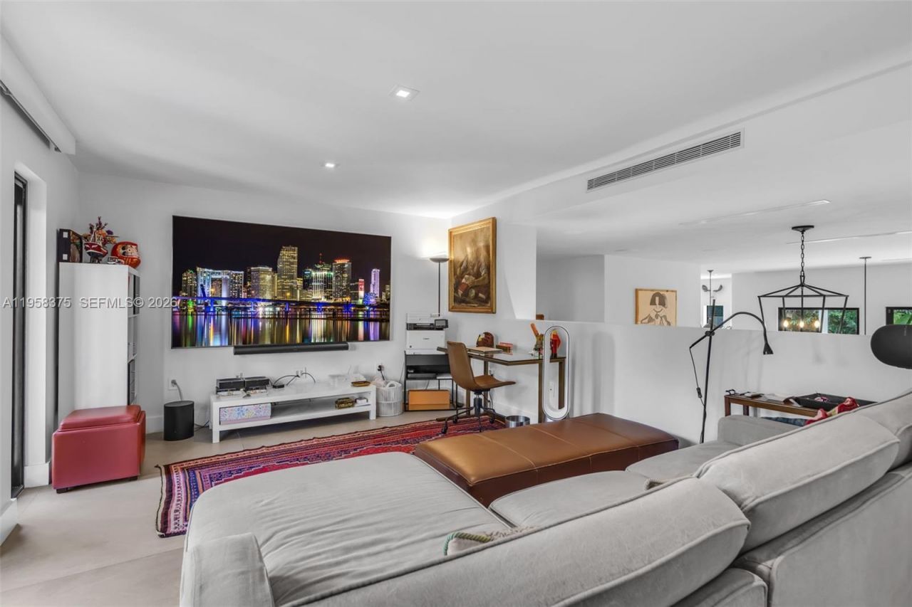 420 Palmwood Ln, Key Biscayne, FL 33149 Photo