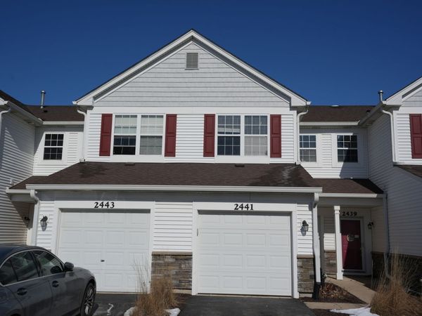 2441 Oneida Lane, Unit 2441, Naperville, IL 60563