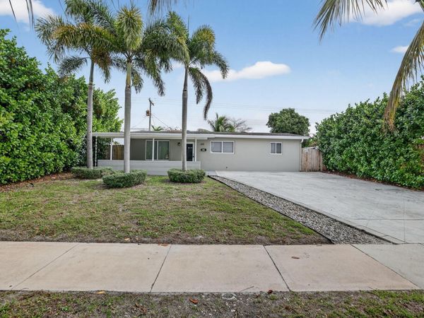 631 N 70th Avenue, Hollywood, FL 33024