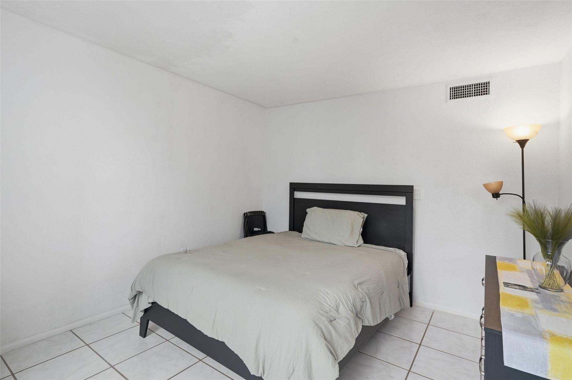 9451 Evergreen Place, Unit 203, Davie, FL 33324 Photo