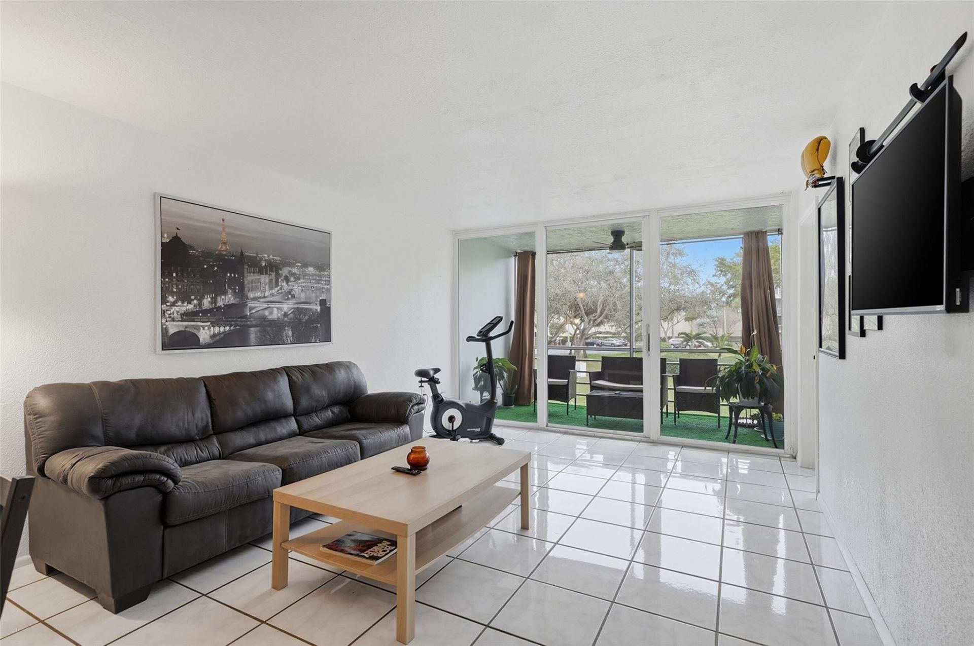 9451 Evergreen Place, Unit 203, Davie, FL 33324 Photo