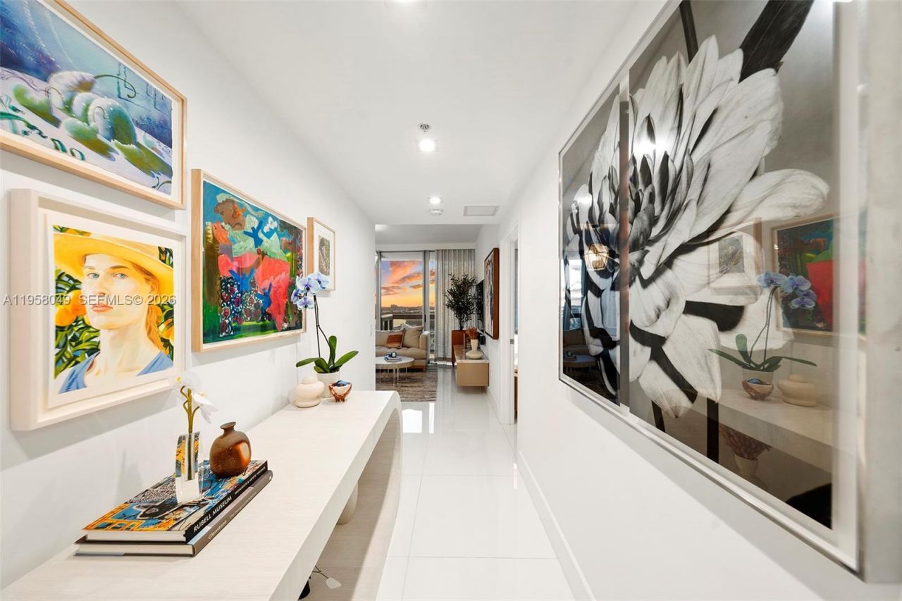 6899 Collins Ave, Unit 1810, Miami Beach, FL 33141 Photo