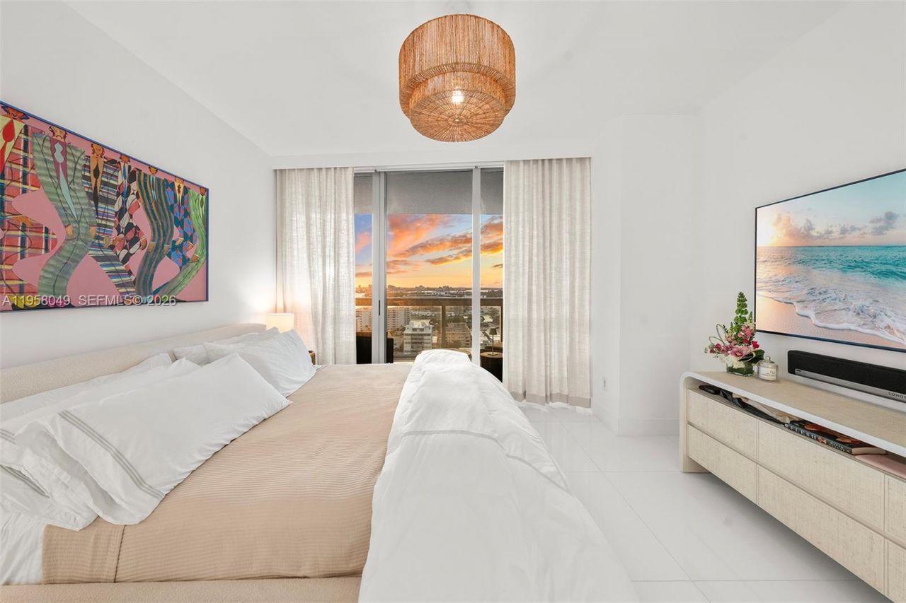 6899 Collins Ave , Unit 1810, Miami Beach, FL 33141 Photo