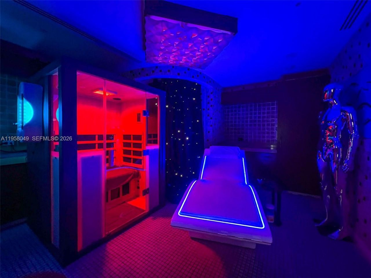 6899 Collins Ave , Unit 1810, Miami Beach, FL 33141 Photo