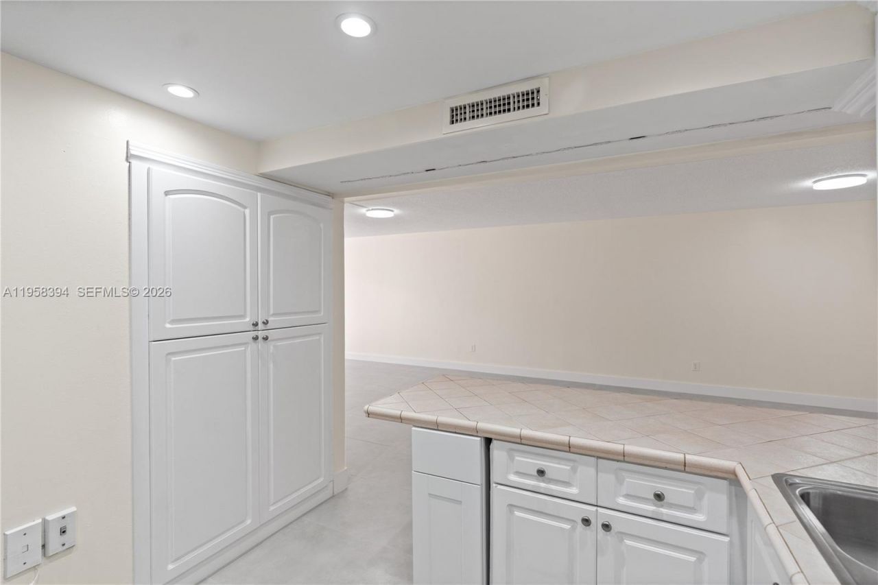 6907 SW 115 Pl , Unit D40, Miami, FL 33173 Photo