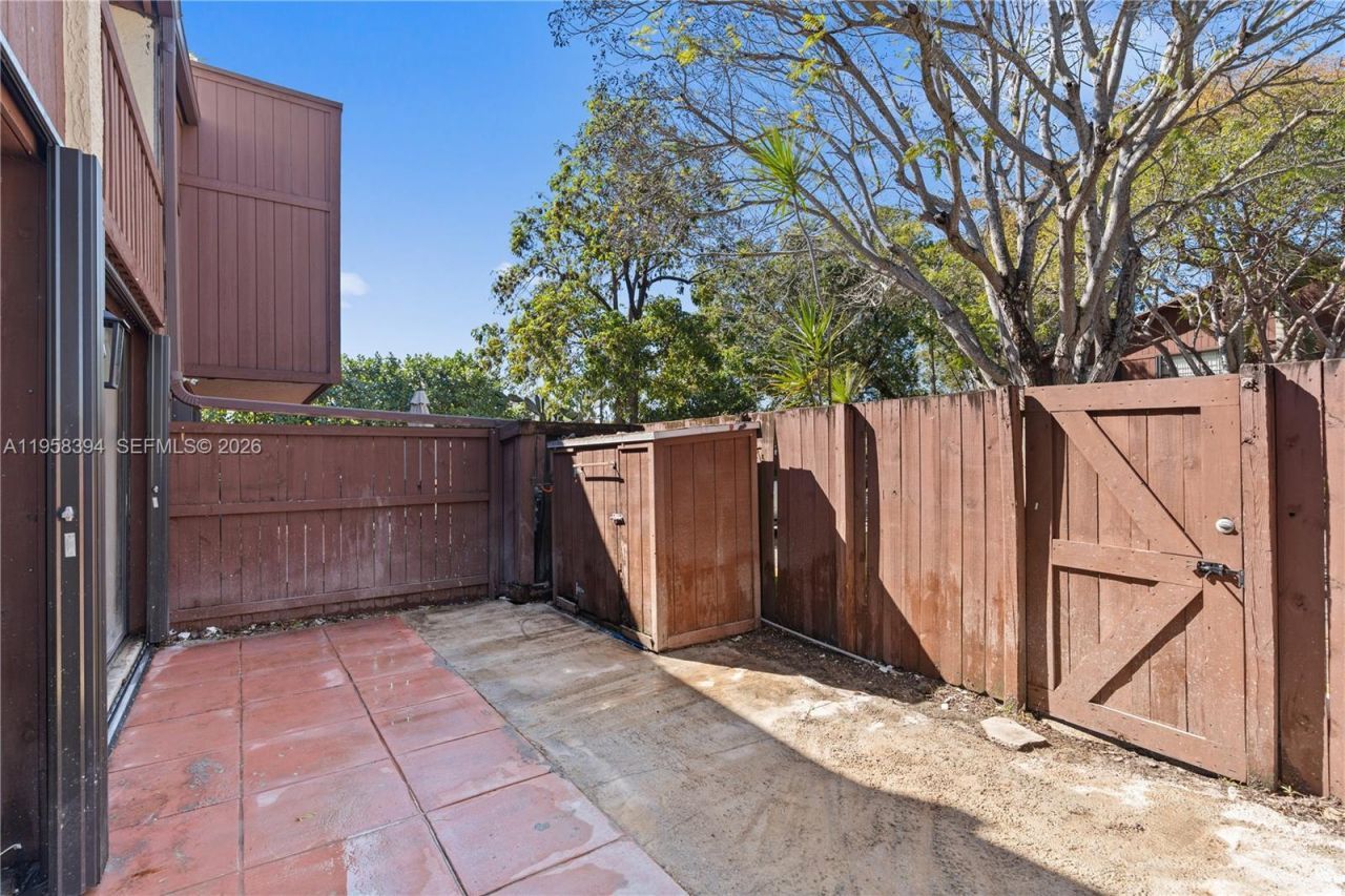 6907 SW 115 Pl , Unit D40, Miami, FL 33173 Photo