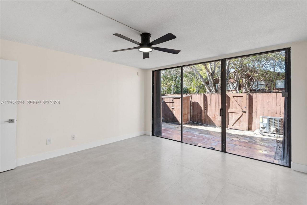 6907 SW 115 Pl , Unit D40, Miami, FL 33173 Photo