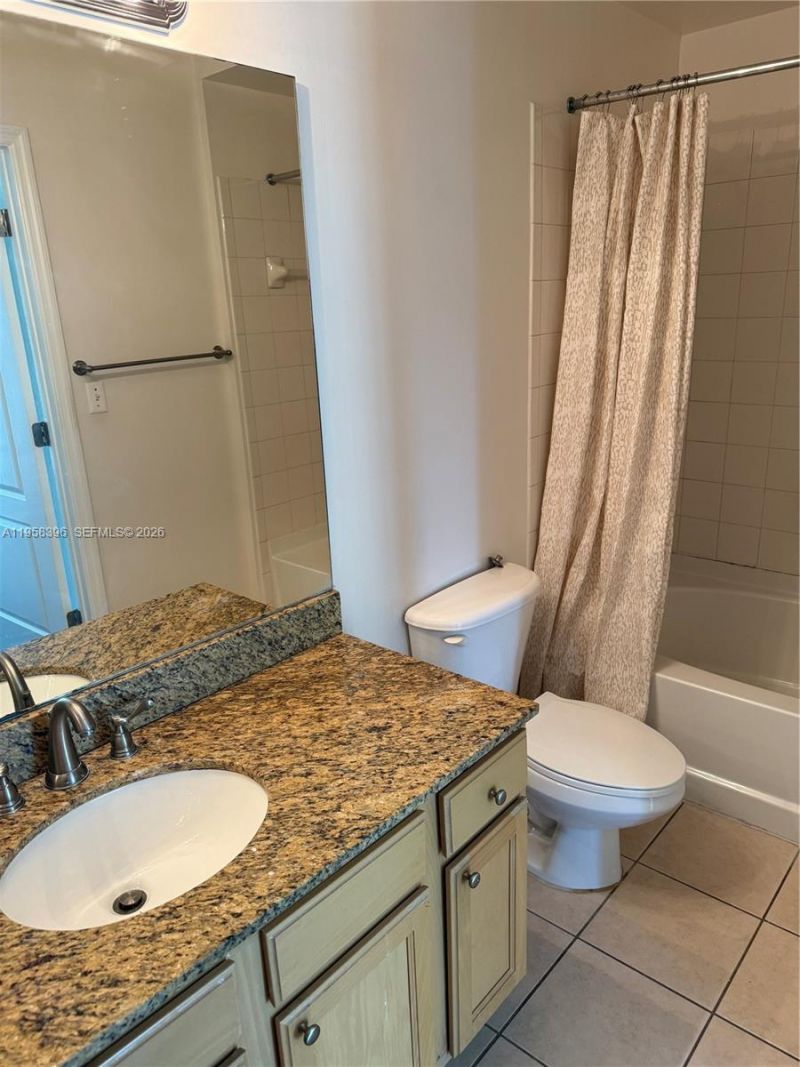 6001 SW 70th St, Unit 301, South Miami, FL 33143 Photo
