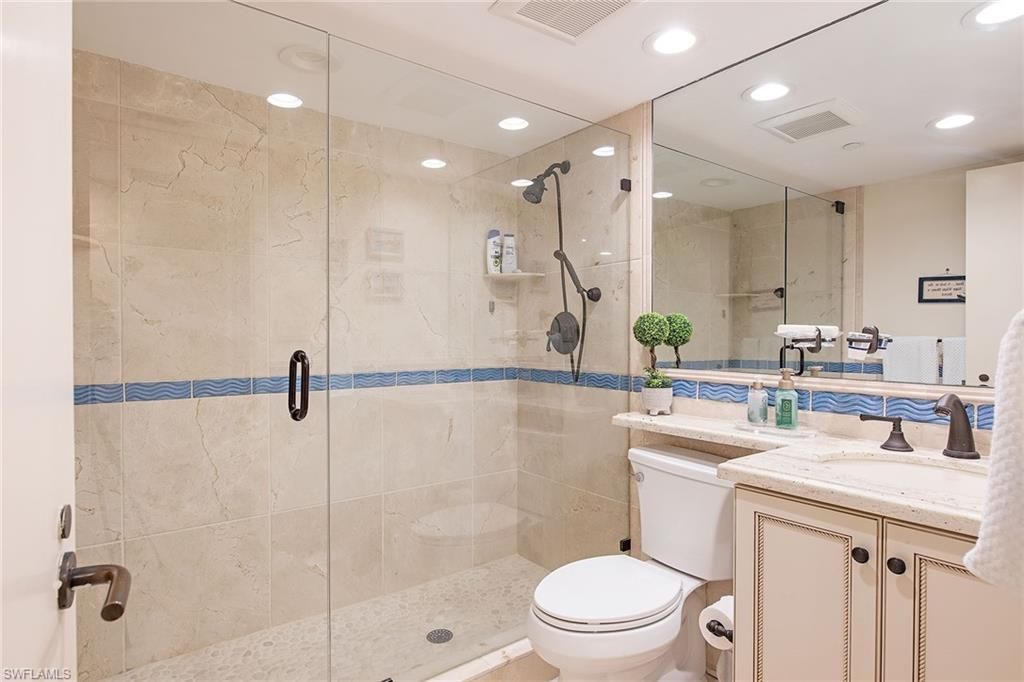 4751 Gulf Shore Blvd N, Unit PH8, Naples, FL 34103 Photo