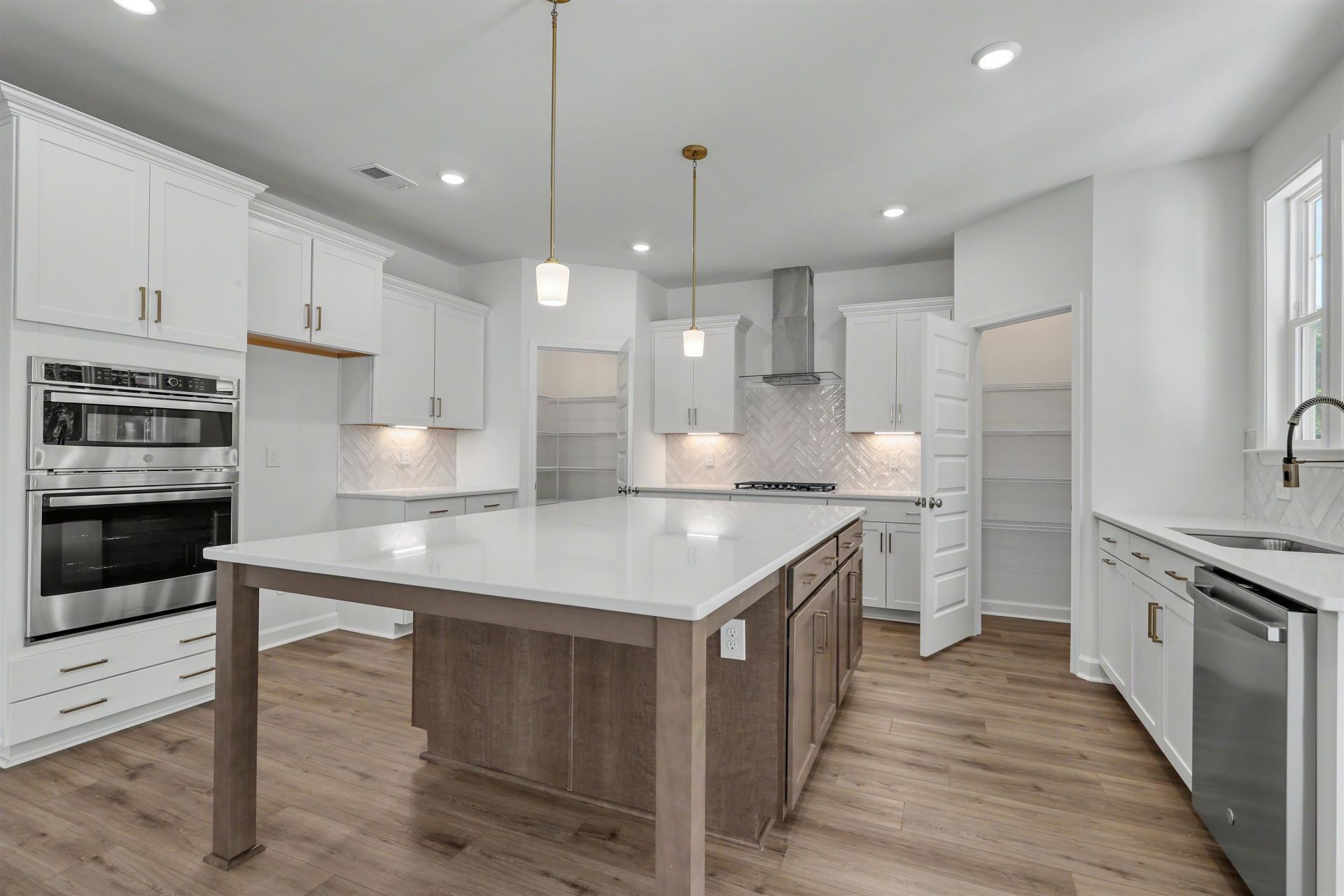 3204 Visionary Dr. Photo 11