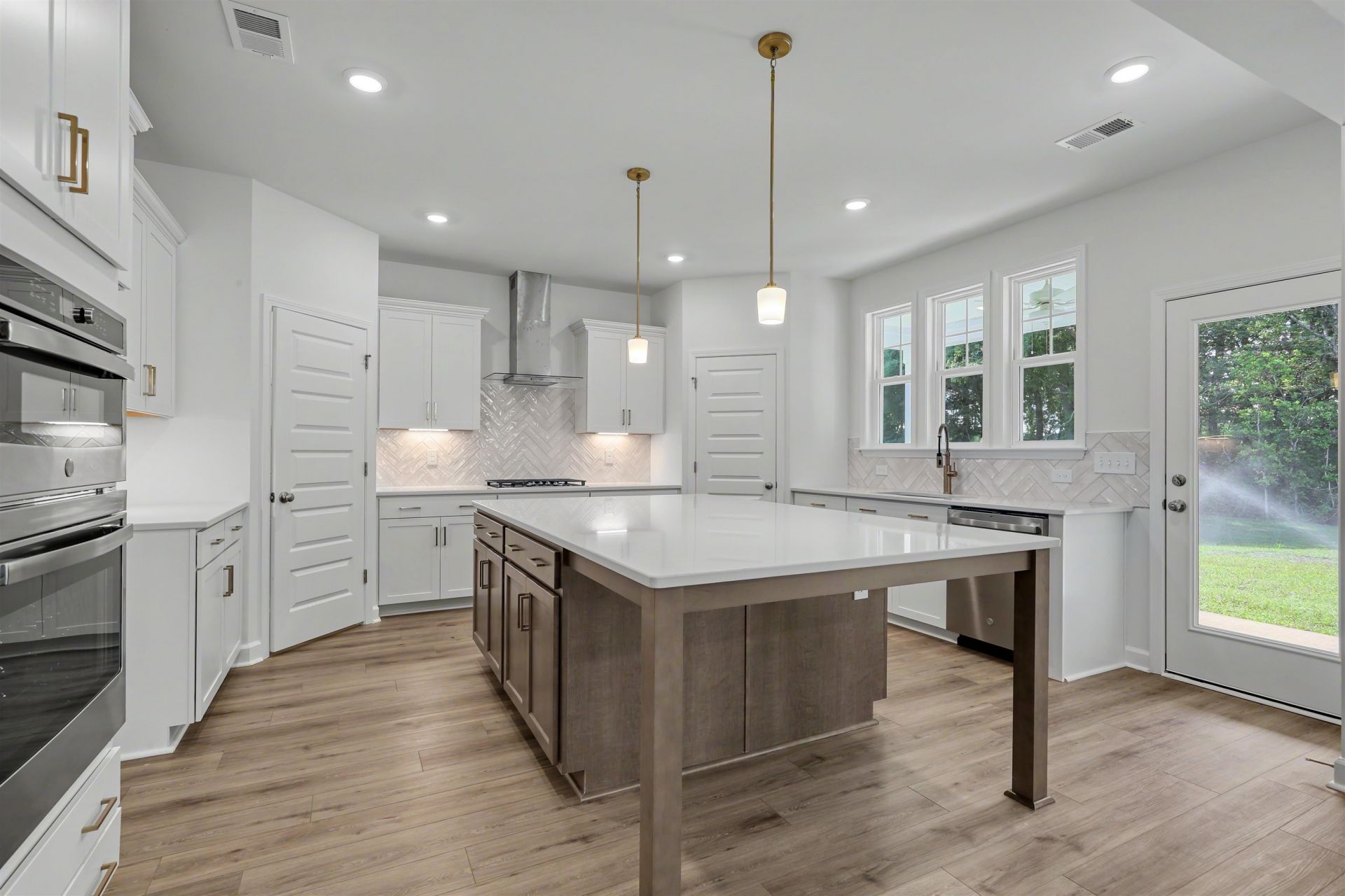 3204 Visionary Dr. Photo 13