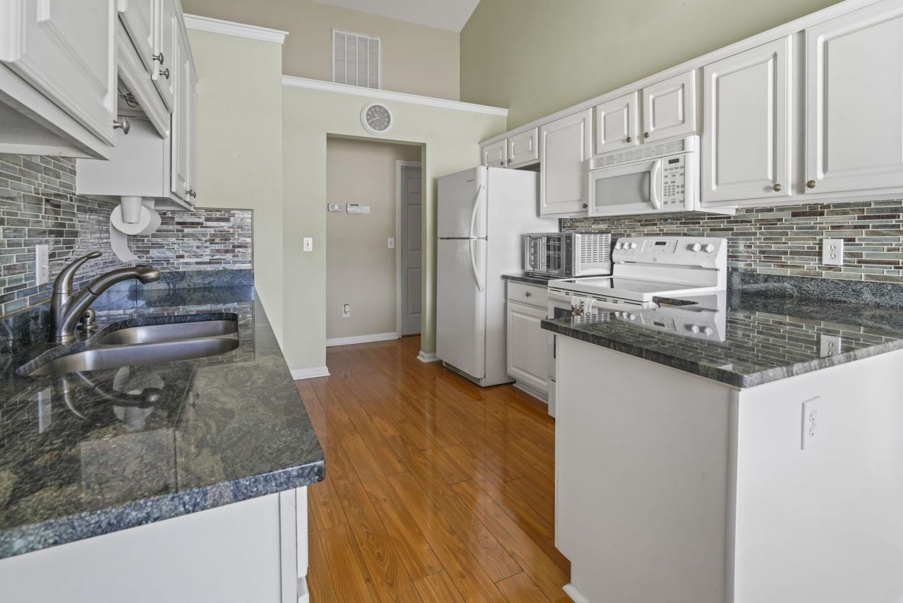 4367 Heartwood Ln. Photo 20