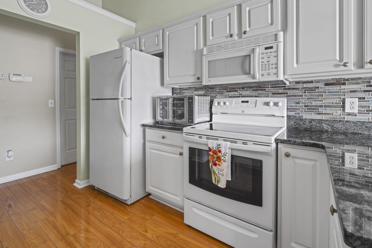 4367 Heartwood Ln. Photo 22