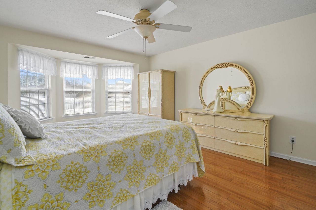 4367 Heartwood Ln. Photo 28