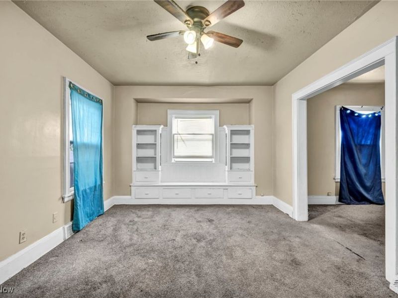 445 E 109th Street, Cleveland, OH 44108 Photo 11