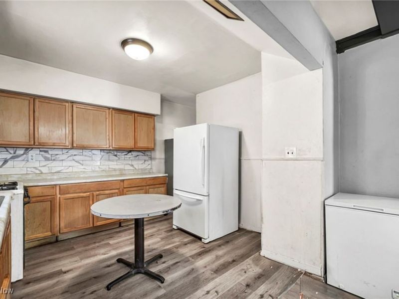 445 E 109th Street, Cleveland, OH 44108 Photo 15