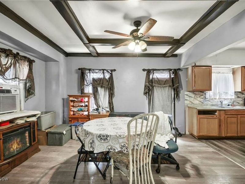 445 E 109th Street, Cleveland, OH 44108 Photo 20