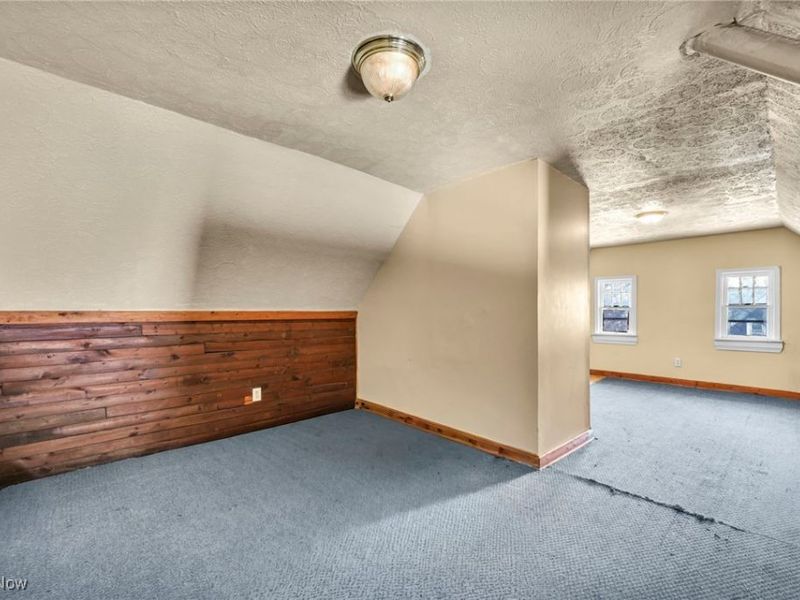 445 E 109th Street, Cleveland, OH 44108 Photo 35