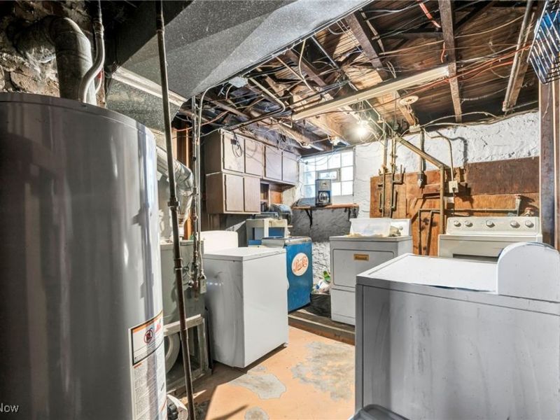 445 E 109th Street, Cleveland, OH 44108 Photo 42