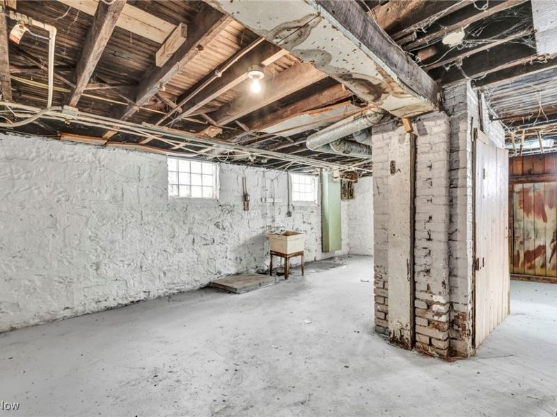 445 E 109th Street, Cleveland, OH 44108 Photo 46