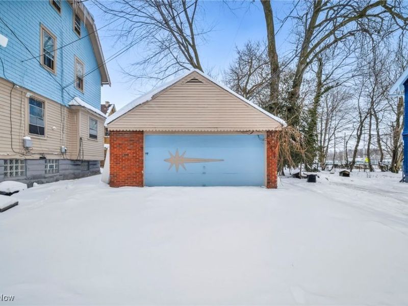 445 E 109th Street, Cleveland, OH 44108 Photo 49