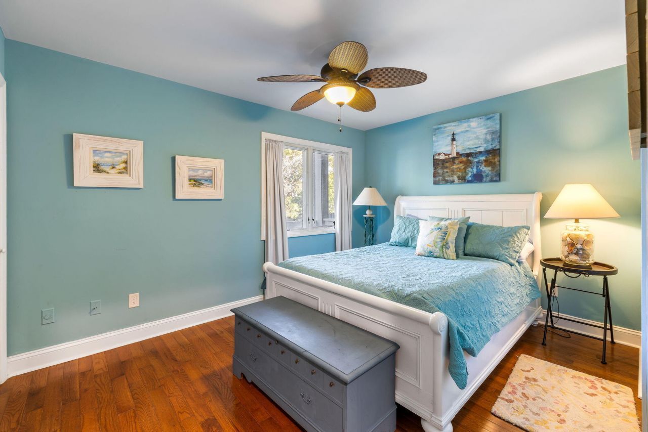 2413 Racquet Club Drive Photo 15