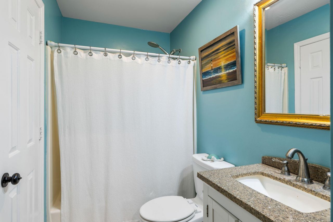 2413 Racquet Club Drive Photo 16