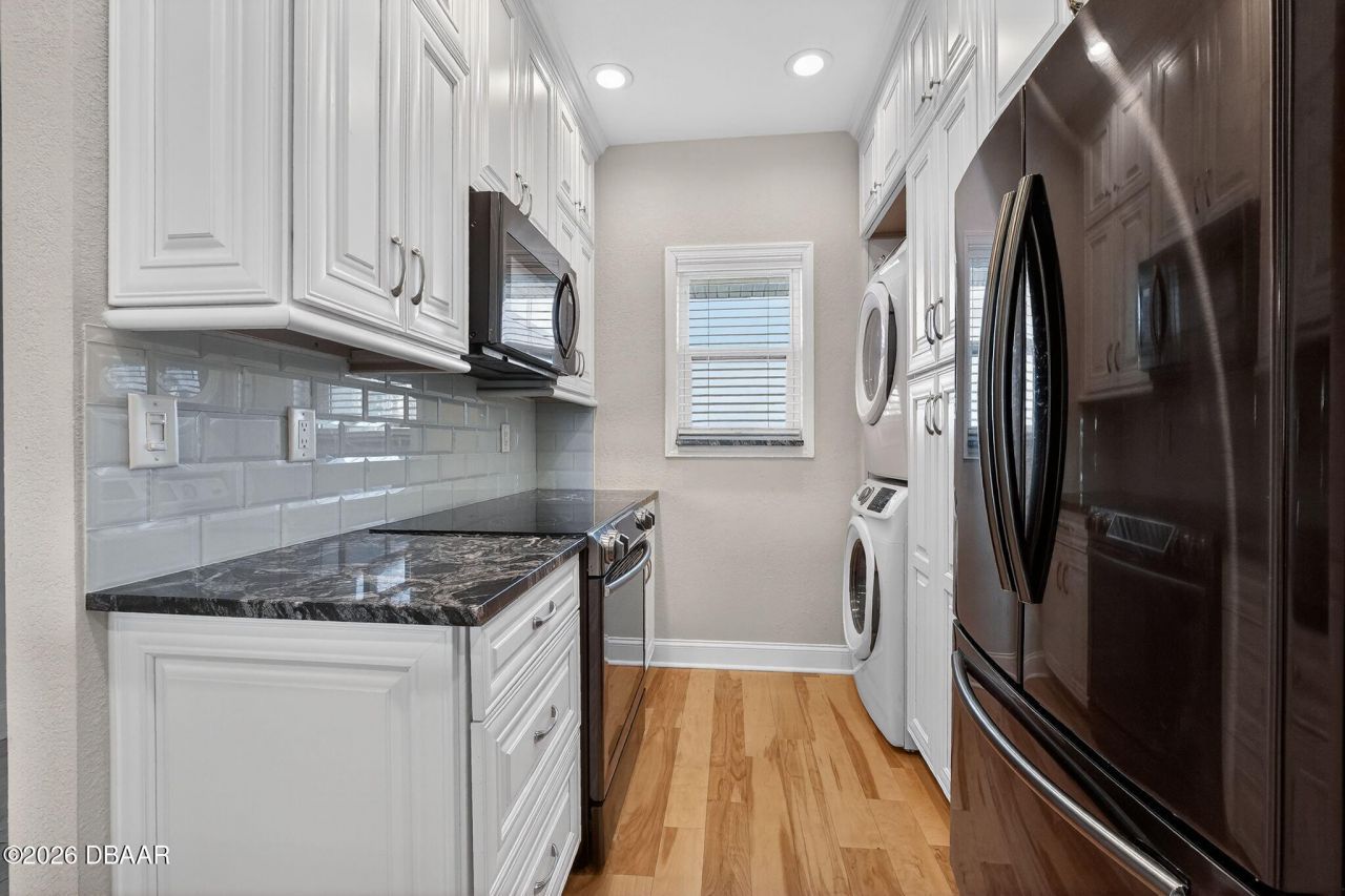 2700 N Peninsula Avenue, New Smyrna Beach, FL 32169 Photo