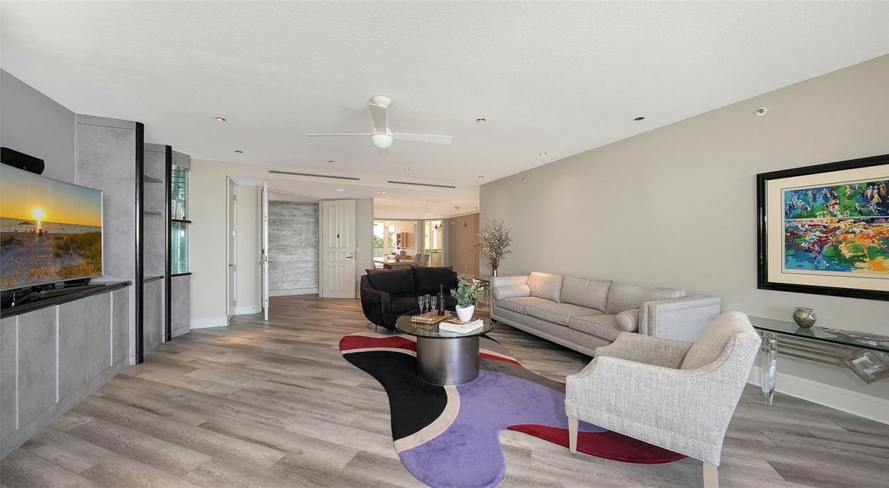 3030 Grand Bay Boulevard, Unit 323, Longboat Key, FL 34228 Photo