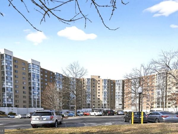 15115 INTERLACHEN DRIVE, Unit 3-812, SILVER SPRING, MD 20906